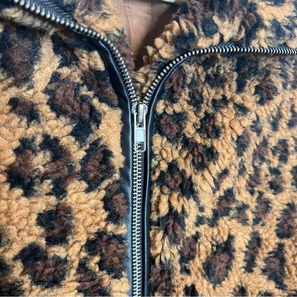 BB DAKOTA Kitty Come Close Teddy Jacket in Leopard Print. Size Small‎ - Picture 5 of 8